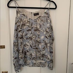 ASTR Light blue floral long sleeve blouse